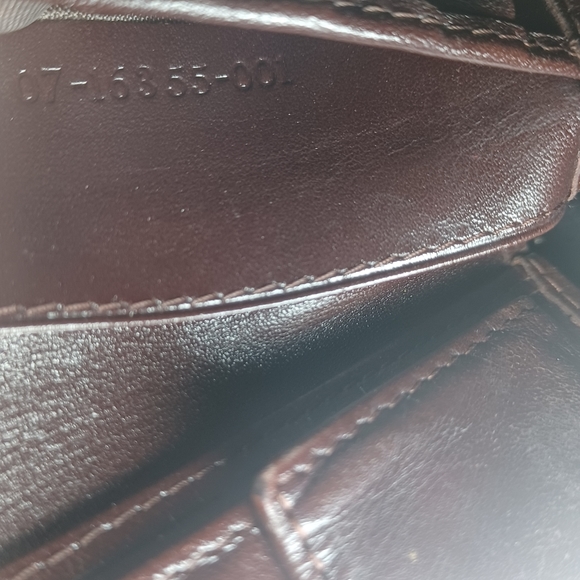 Authentic FENDI Vintage Zucca Pattern Short Wallet with Crossbody strap - Picture 15 of 15